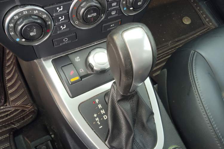 Used Land Rover Freelander 2 2011 3.2L i6 HSE Gasoline Edition