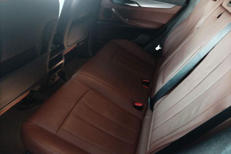 Used BMW X6 2015 xDrive35i Leading Model
