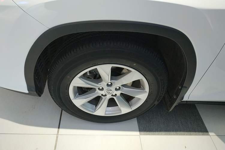 Used Lexus RX 2016 300 Two-Wheel Drive Elite Version China V Standard Exterior 3