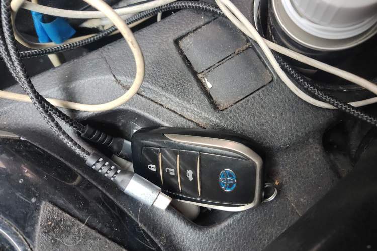 Used Toyota Corolla 2016 Dual-Engine 1.8L E-CVT Elite Edition