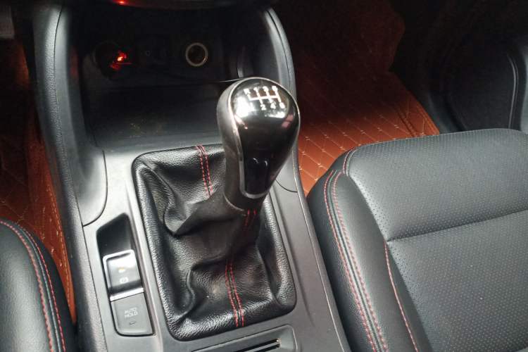 Used Changan CS75 2016 2.0L Manual Luxury Version China IV Standard