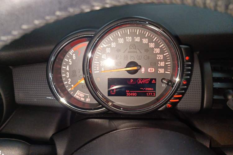 Used MINI 2014 1.5T COOPER Excitement
