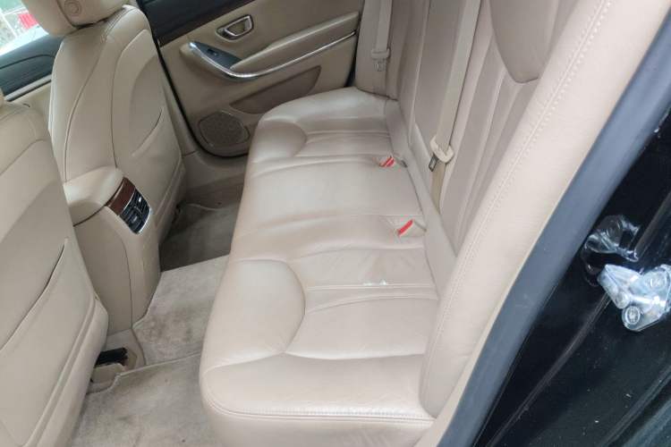 Used Roewe 950 2012 2.0L Comfort Edition Left Rear Seat