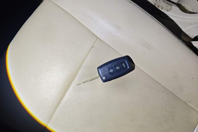 Used Dongfeng Fengon 370 2016 1.5L Manual Standard Edition SFG15-02 7 Seats