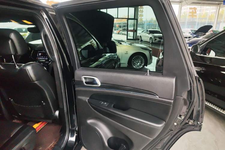 Used Jeep Grand Cherokee 2020 3.0L Elite Navigation Edition