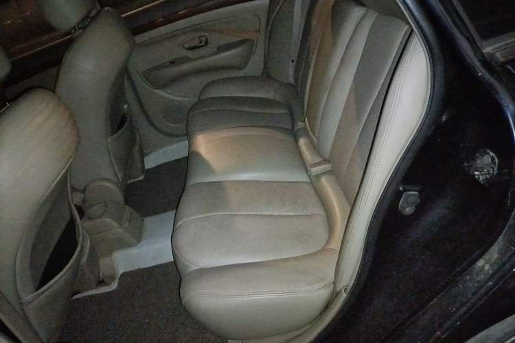 Used Nissan Sylphy 2009 1.6 XL Manual Luxury Sunroof Edition Left Rear Seat