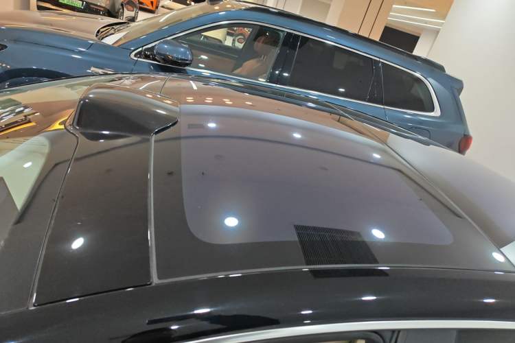 Used Hima Luxeed S7 2024 Max+
