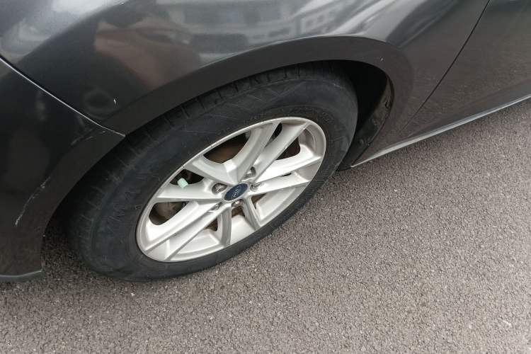 Used Ford Focus 2015 Sedan 1.6L Automatic Trend Model