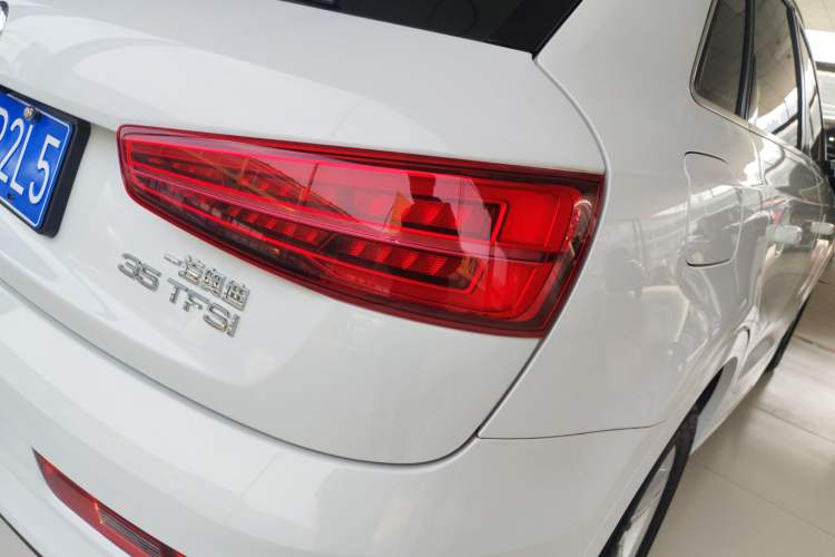 Used Audi Q3 2018 30th Anniversary Edition 35 TFSI Fashion Model
