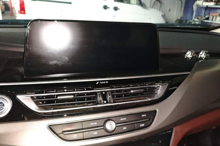 Used Changan Raeton CC 2018 1.5T Automatic Zhiya Model China V Standard
