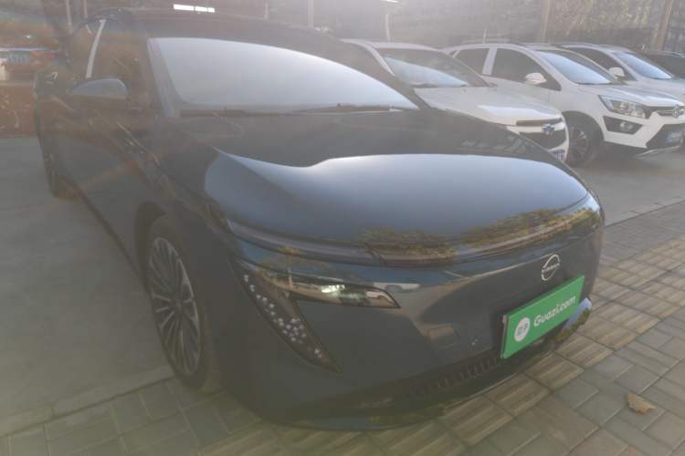 Used Nissan N7 2025 625 Max Exterior 2