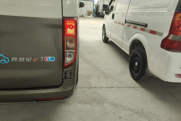 Used CHANGAN KUAYUE Xing V7 EV 2024 316 km Luxury Dual-Door Version 7 Seats