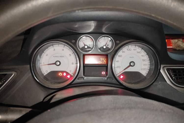 Used Peugeot 308 2013 1.6L Manual YouShang Model