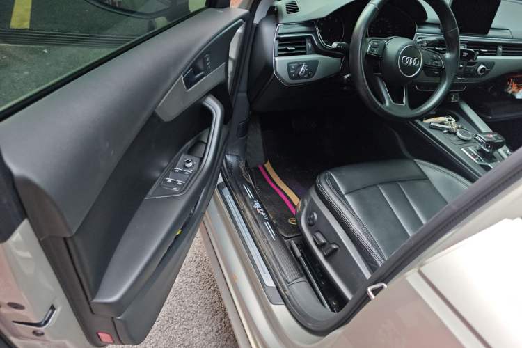 Used Audi A4L 2018 30th Anniversary Edition 40 TFSI Trendy Model