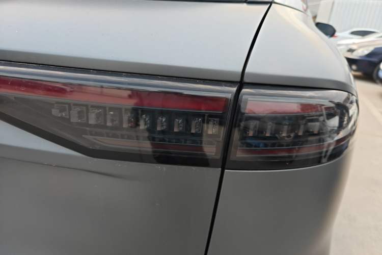 Used Chery Tiggo 8 L 2024 2.0T Two-Wheel Drive Prestige Version 5 Seats