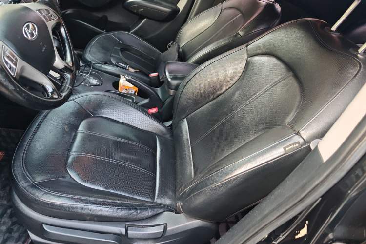 Used Hyundai ix35 2012 2.0L Automatic Two-Wheel Drive Elite Edition GLS
