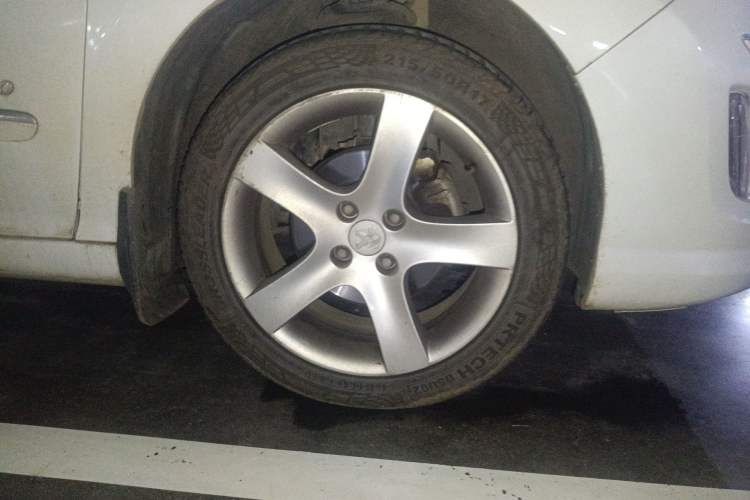 Used Peugeot 408 2013 2.0L Automatic Luxury Edition
