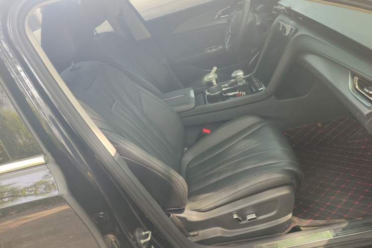 Used Hongqi H5 2024 2.0T Automatic Smart Connect Flagship Edition
