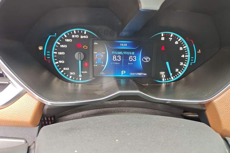 Used Soueast DX7 2015 1.5T Automatic Luxury Model
