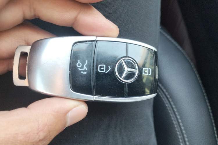 Used Mercedes-Benz E-Class 2019 E 300 L Luxury Model
