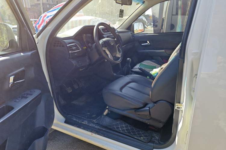 Used Great Wall Wingle 5 2020 2.4L Gasoline Two-Wheel Drive Value Edition Big Double Cab China VI Standard 4K22D4M
