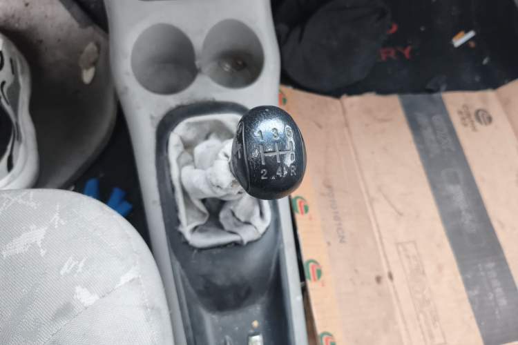 Used Chery QQ3 2012 Fashion Edition 1.0L Manual Champion Version
