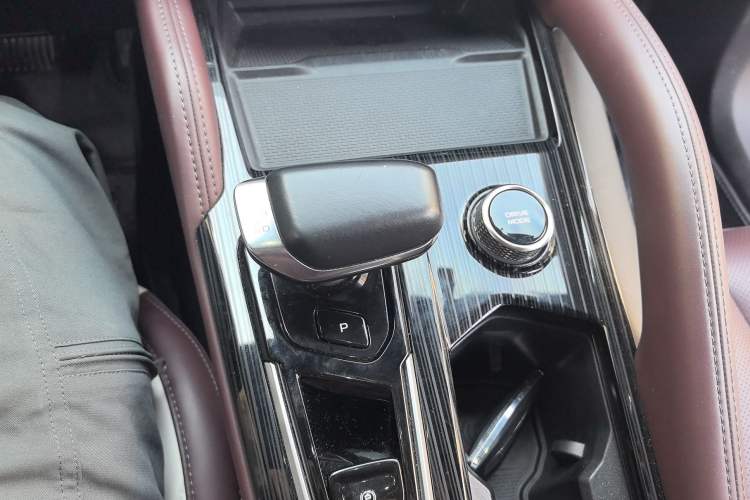 Used Geely Auto Monjaro L 2021 2.0TD DCT EVO Two-Wheel-Drive Flagship Version