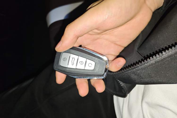 Used Geely Auto Monjaro L 2021 2.0TD DCT EVO Two-Wheel Drive Prestige Version Vehicle Key