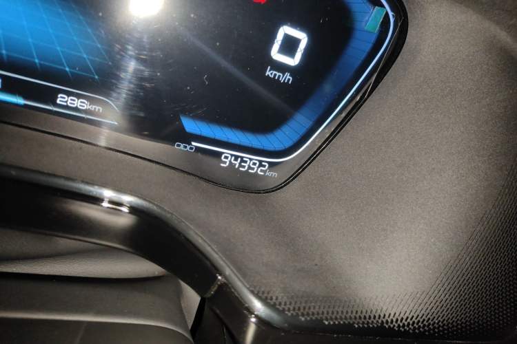 Used BYD Tang New Energy 2021 DM-i 112KM Prestige Model Odometer Close Up