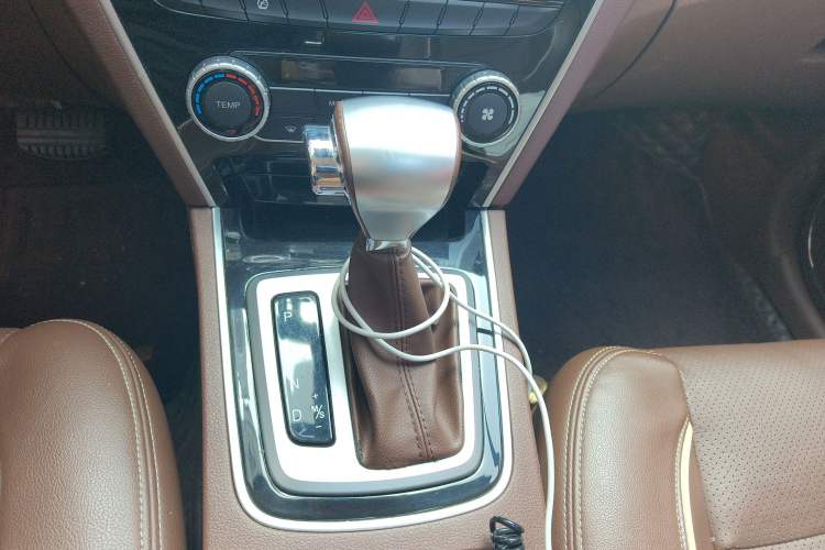 Used Leopaard CS10 2017 2.0T Automatic Luxury Model
