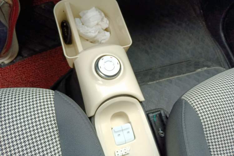 Used Wuling Hongguang MINIEV 2024 3rd Generation 215km Youth Edition Gear Lever