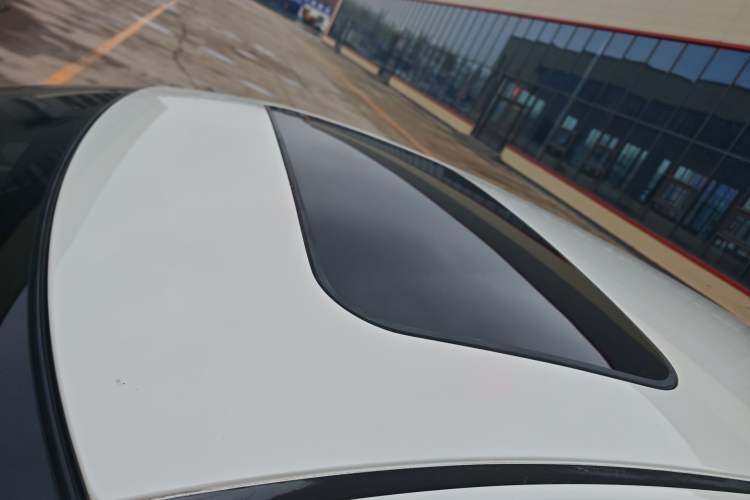 Used Nissan Tiida 2021 1.6L CVT Smart Drive Edition Roof