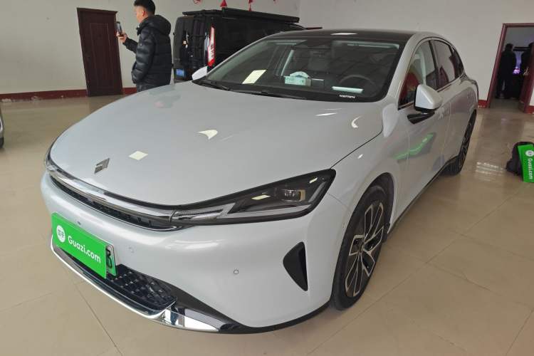 Used Baojun Enjoy 2025 Plug-in Hybrid 140km Luxury Edition