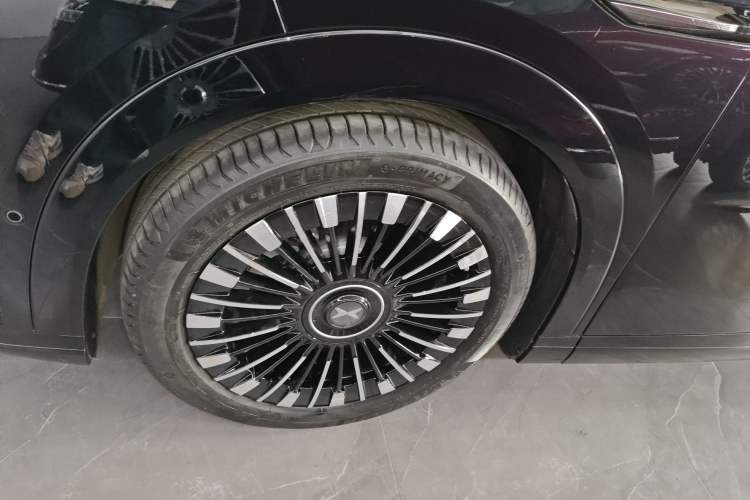 Used XPeng X9 2025 740 Ultra-Long Range Max