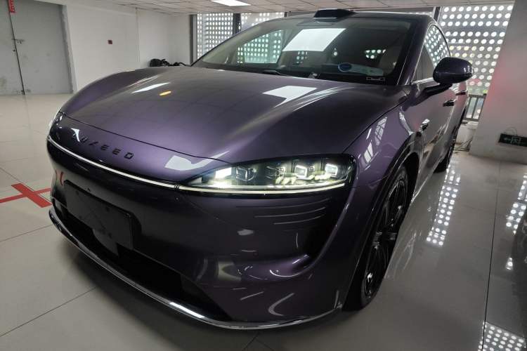 Used Hima Luxeed R7 2024 All-Electric 667 km Max