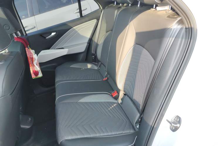 Used Volkswagen ID.3 2025 Smart Model Outstanding Oxygen Edition