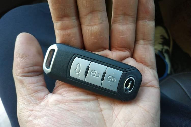 Used GAC Trumpchi GS4 2016 235T G-DCT Luxury Edition Interior 1