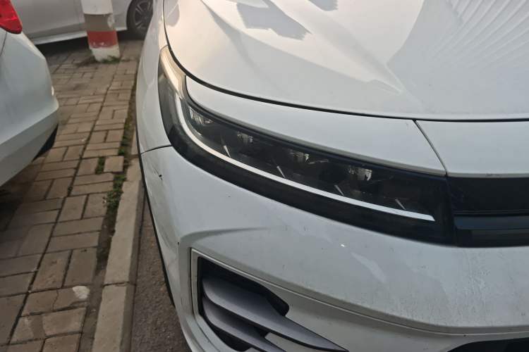 Used EXEED Zhuifeng 2022 Chasing the Waves Edition 1.5T CVT Wind-Chasing Edition Right Front Headlight