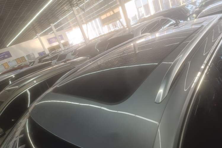 Used Volkswagen Tiguan L 2022 330TSI Automatic Two-Wheel Drive R-Line Enhanced Edition