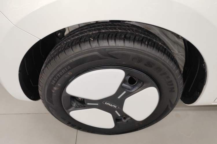 Used CHANGAN NEVO Lumin 2023 205km Xiangqin Version Left Front Wheel Hub