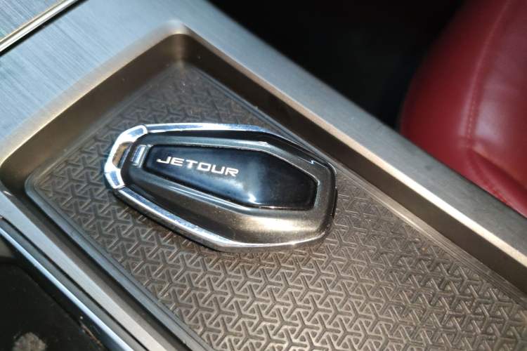 Used JETOUR X70 PLUS 2024 Champion Edition 1.5T DCT Champion MAX 7-Seater
