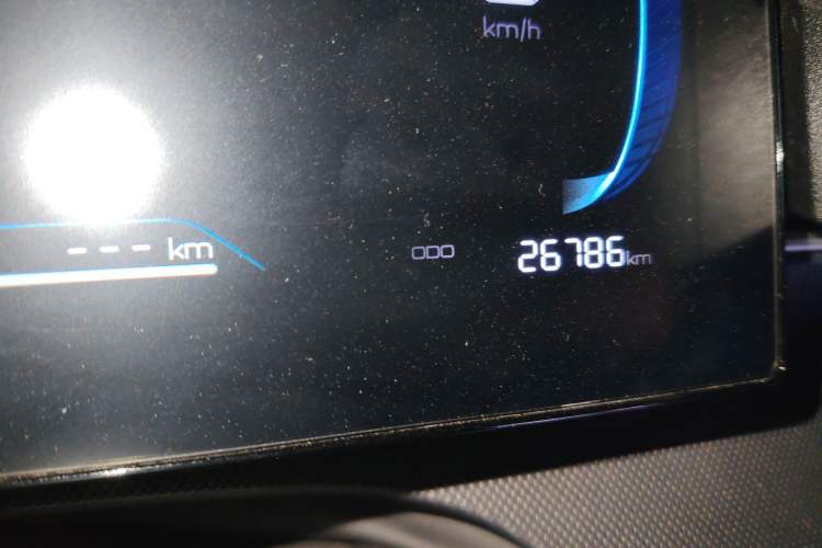 Used BYD Destroyer 05 2023 Champion Edition DM-i 120KM Prestige Model Odometer Close Up