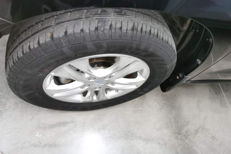 Used Haval M6 2019 1.5T DCT Two-Wheel Drive Elite Version China VI Standard Exterior 4