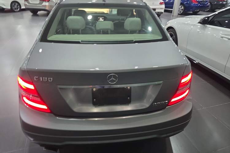 Used Mercedes-Benz C-Class 2013 C 180 Classic Grand Edition
