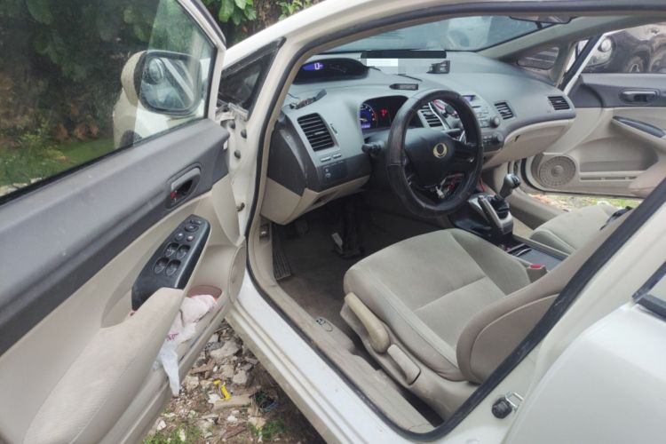 Used CIIMO 2012 1.8L Manual
