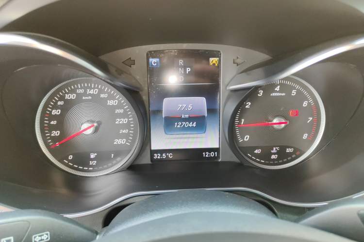 Used Mercedes-Benz GLC 2017 GLC 200 4MATIC
