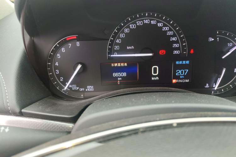 Used Cadillac ATS-L 2017 28T Tech Edition Odometer Close Up