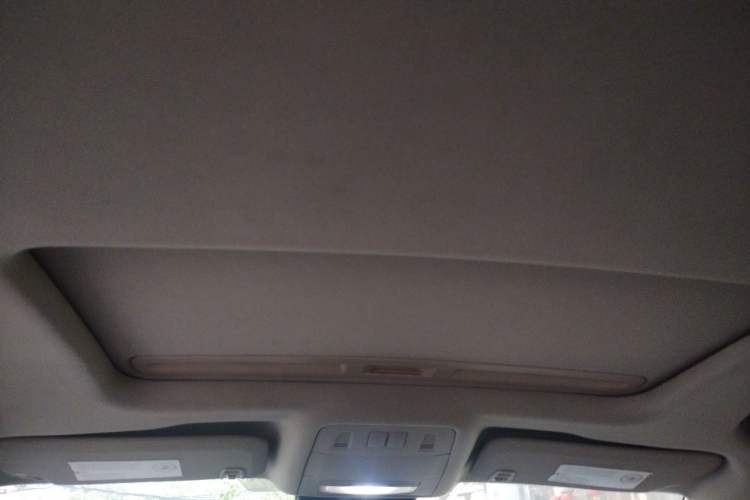 Used Buick Regal 2010 2.0L Expo Edition Headliner