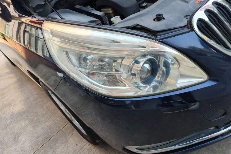 Used Buick GL8 2013 3.0L GT Luxury Business Haoya Edition Right Front Headlight