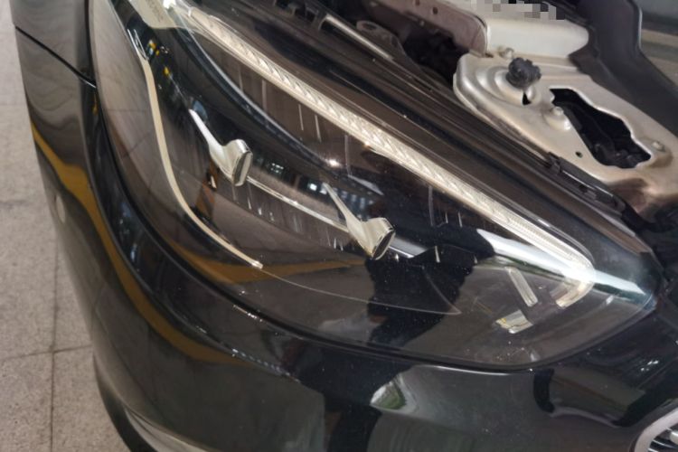 Used Mercedes-Benz E-Class New Energy 2022 Restyled E 350 e L Plug-in Hybrid Sedan Right Front Headlight